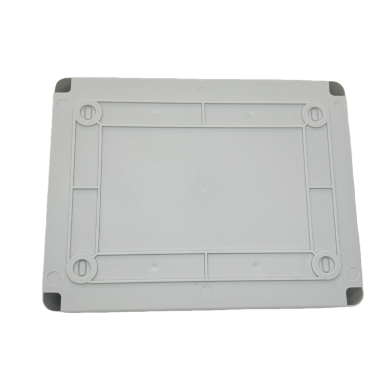 Skrzynka rozdzielcza IP65 do w – Outdoor Power Junction recenzja i cena